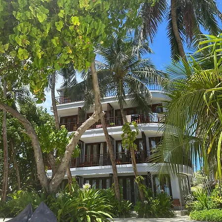 Hotel Thundi Sea View